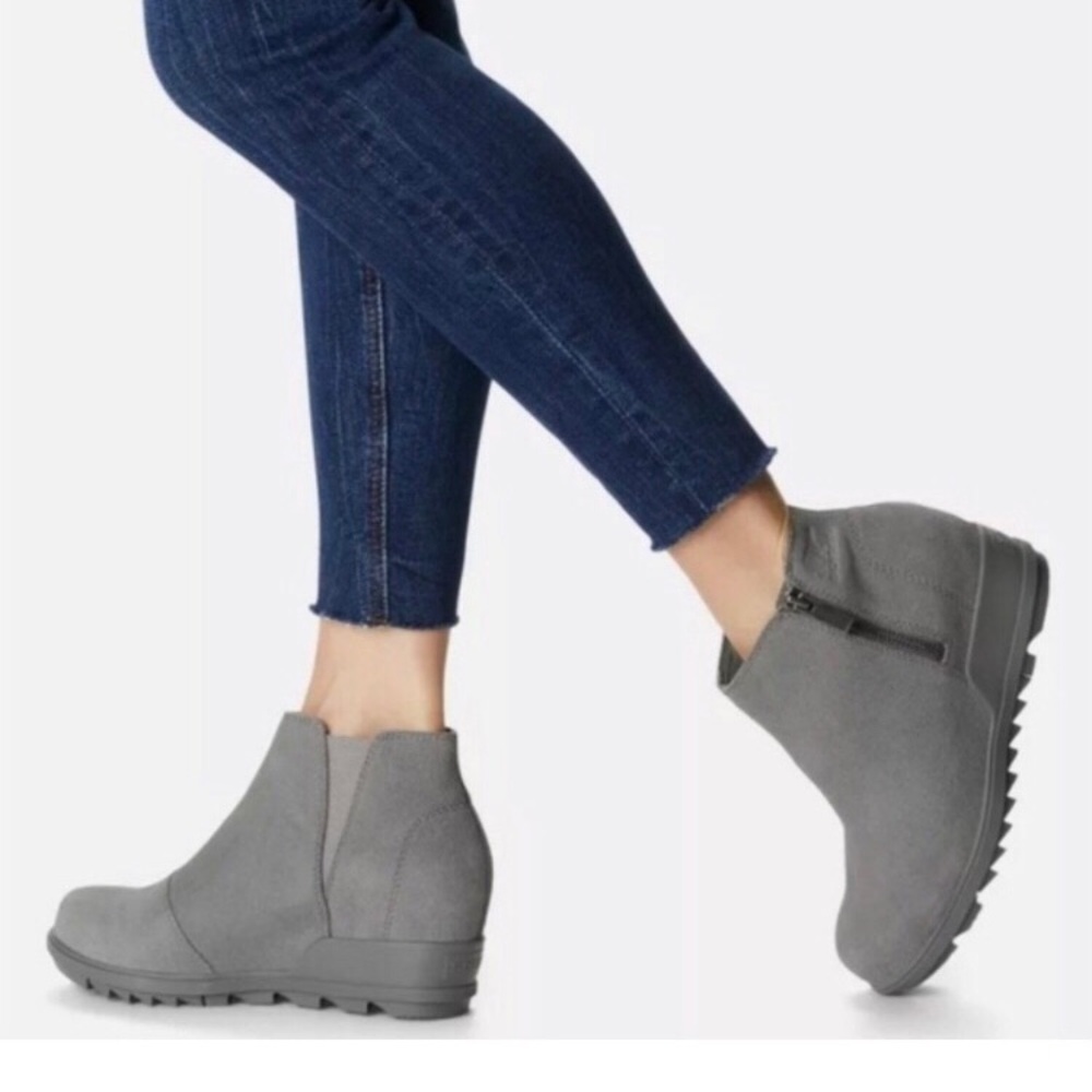 Women’s Evie zip wedge bootie 8.5 Sorel